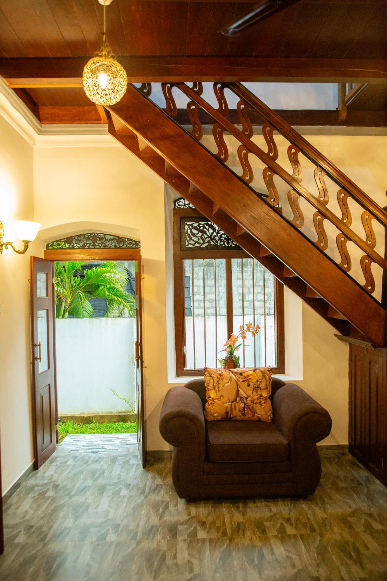Ranagiri Relaxing Bungalow Bentota Exterior foto