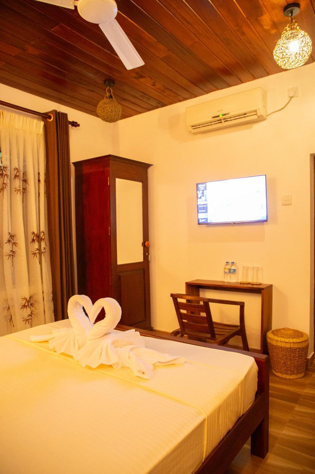 Ranagiri Relaxing Bungalow Bentota Exterior foto